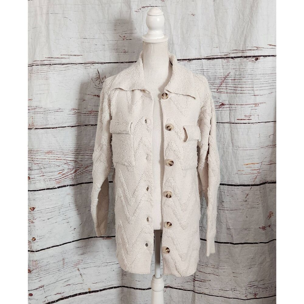 Room 34 Textured Cream Color Shacket Size Small